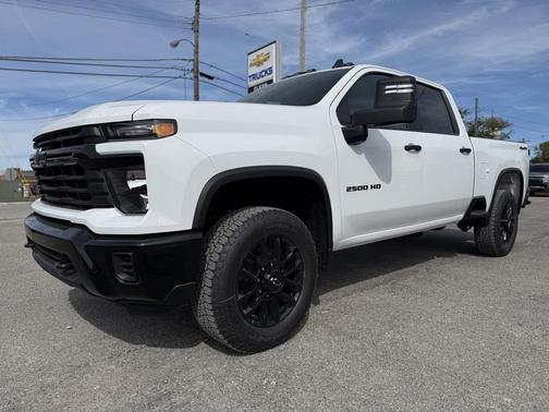 2026 Chevrolet Silverado 2500 Custom