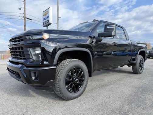 2026 Chevrolet Silverado 2500 Custom