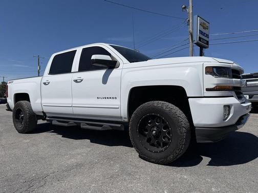 2018 Chevrolet Silverado 1500 2LT