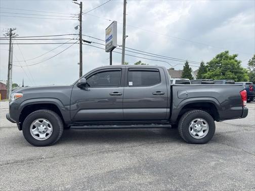 2017 Toyota Tacoma SR