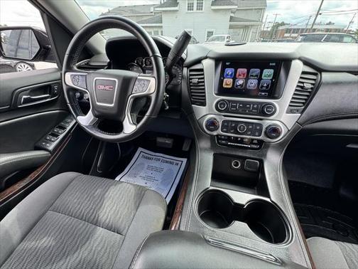 2017 GMC Yukon SLE