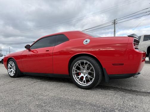 2009 Dodge Challenger SRT8