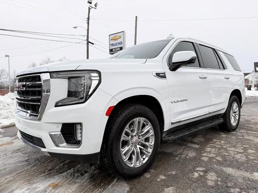 2022 GMC Yukon SLT
