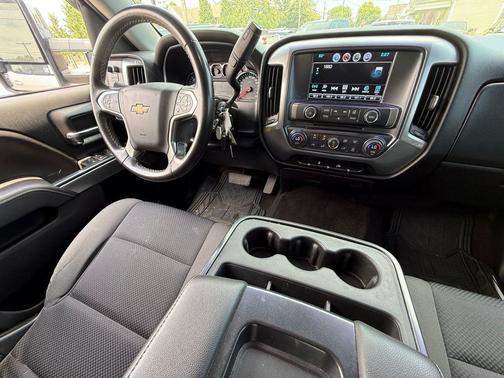 Silver Ice Metallic 2018 Chevrolet Silverado 1500 1LT