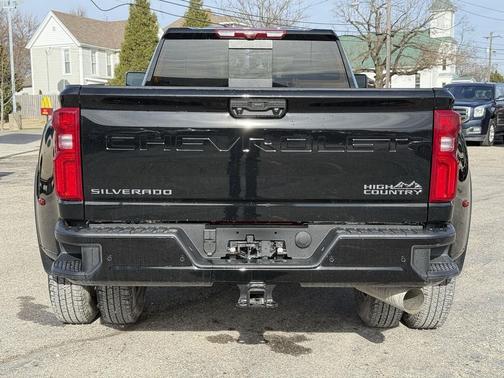 2026 Chevrolet Silverado 3500 High Country