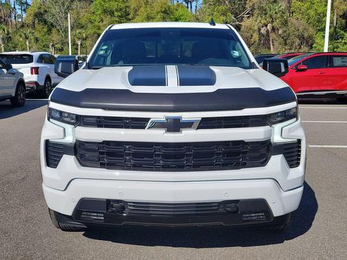 Summit White 2025 Chevrolet Silverado 1500 RST