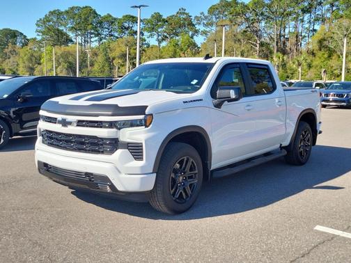 Summit White 2025 Chevrolet Silverado 1500 RST