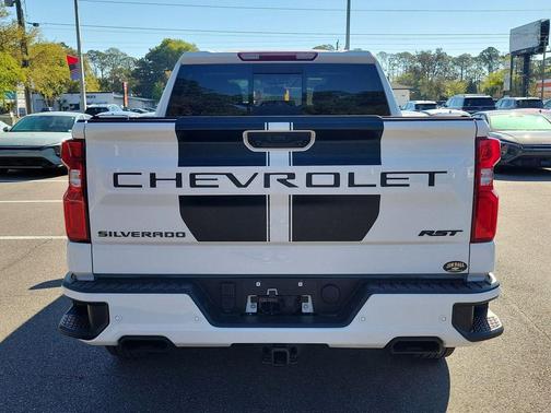 Summit White 2025 Chevrolet Silverado 1500 RST