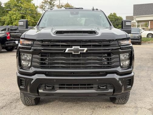 2026 Chevrolet Silverado 2500 Custom