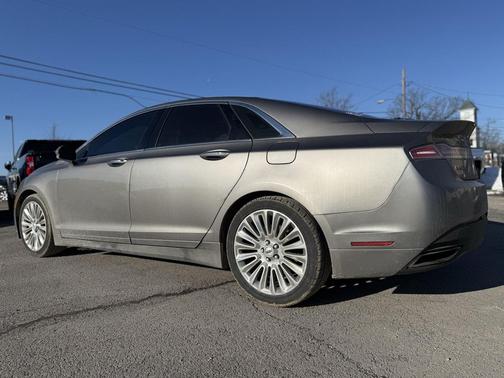 2016 Lincoln MKZ Base
