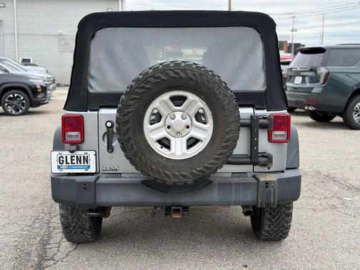 Billet Silver Metallic Clearcoat 2017 Jeep Wrangler Unlimited Sport
