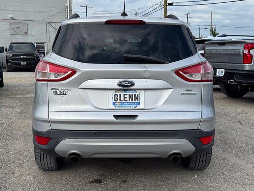 Ingot Silver 2014 Ford Escape SE