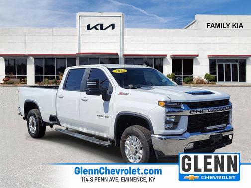 Summit White 2022 Chevrolet Silverado 2500 LT