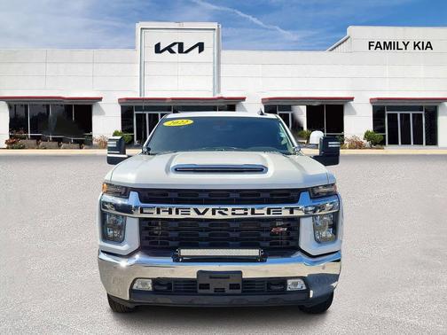 Summit White 2022 Chevrolet Silverado 2500 LT