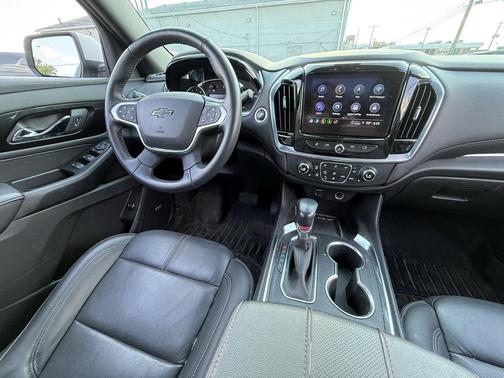 2022 Chevrolet Traverse RS