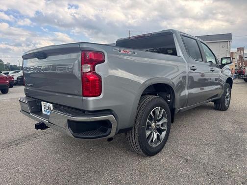 Sterling Gray Metallic 2026 Chevrolet Silverado 1500 LT