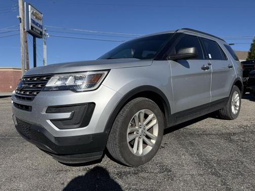 2017 Ford Explorer Base