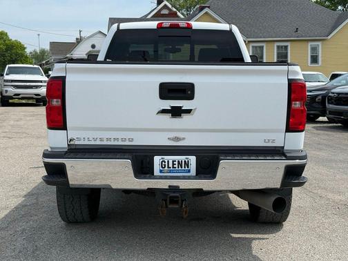 White 2019 Chevrolet Silverado 2500 LTZ