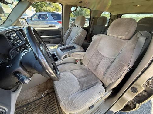 2003 Chevrolet Tahoe LS
