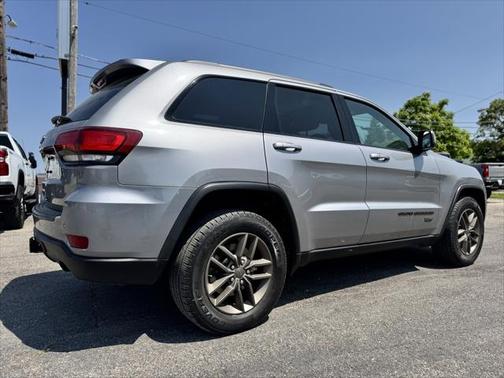 2016 Jeep Grand Cherokee 75th Anniversary