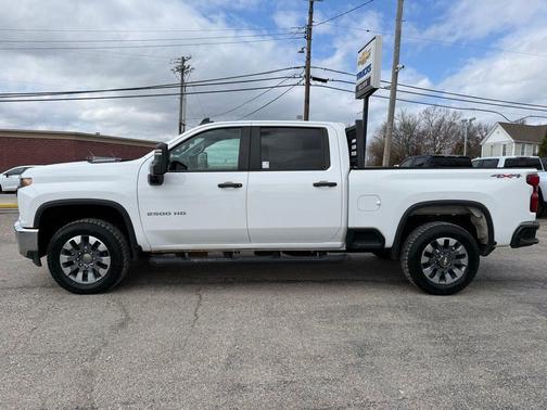 2023 Chevrolet Silverado 2500 Custom