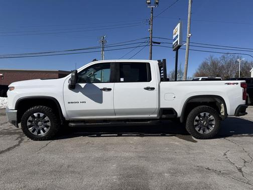2023 Chevrolet Silverado 2500 Custom
