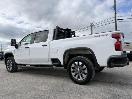 2023 Chevrolet Silverado 2500 Custom