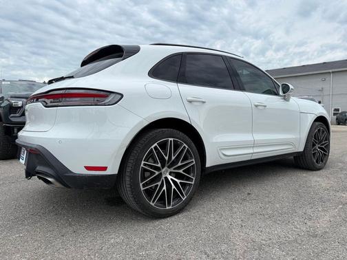White 2023 Porsche Macan Macan