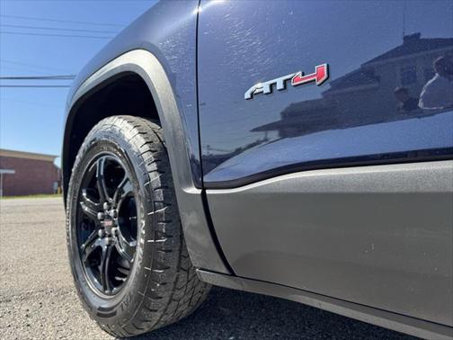 2021 GMC Acadia AWD AT4