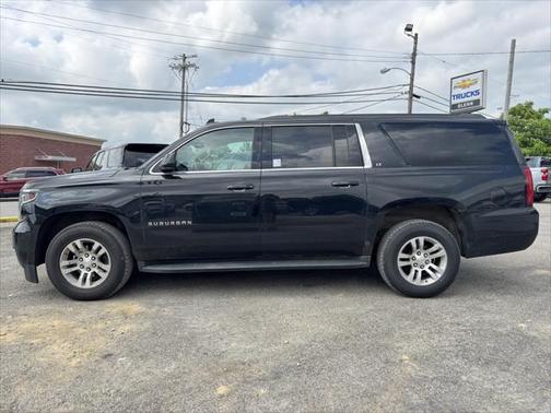 2017 Chevrolet Suburban LT