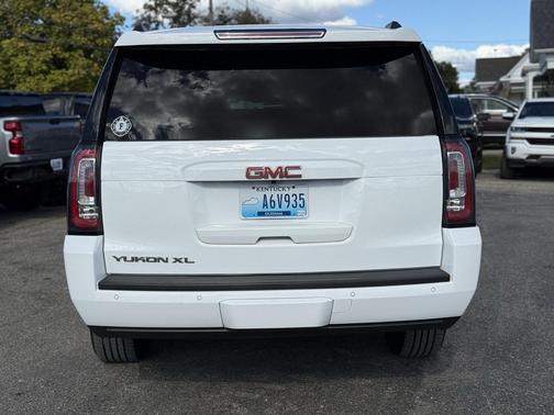 2019 GMC Yukon XL SLT
