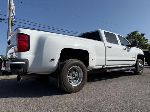 White 2019 GMC Sierra 3500 Denali