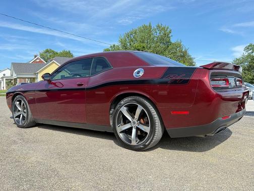 Octane Red Pearlcoat 2019 Dodge Challenger R/T