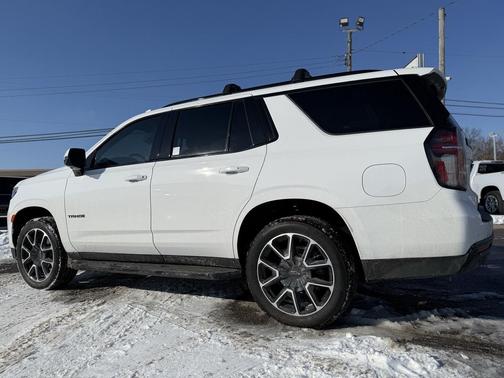 2024 Chevrolet Tahoe 4WD RST