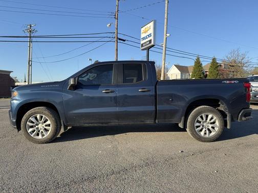 2022 Chevrolet Silverado 1500 Custom