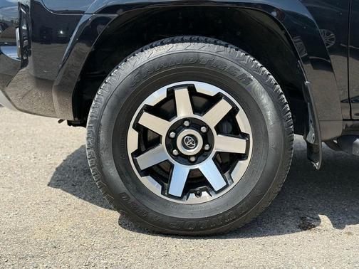 Midnight Black Metallic 2023 Toyota 4Runner TRD Off Road Premium