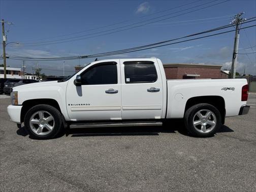 2009 Chevrolet Silverado 1500 LT Crew Cab