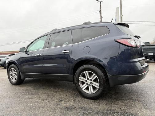 2017 Chevrolet Traverse 2LT