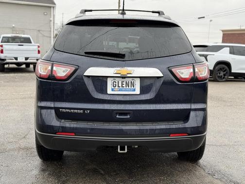 2017 Chevrolet Traverse 2LT