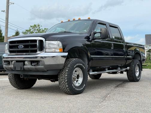 Black Clearcoat 2003 Ford F-350 Lariat