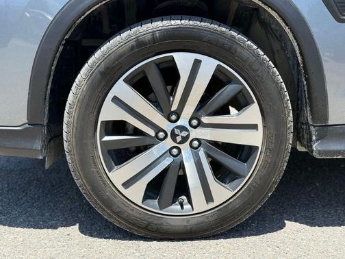 Alloy Silver Metallic 2021 Mitsubishi Outlander Sport 2.0 ES