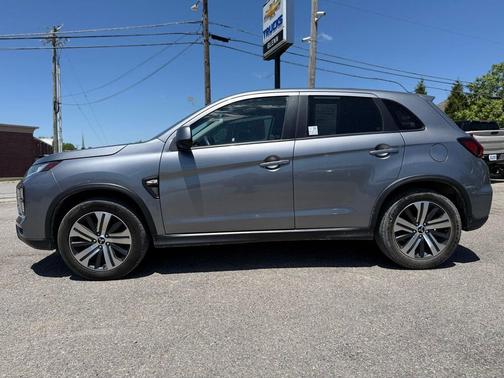 Alloy Silver Metallic 2021 Mitsubishi Outlander Sport 2.0 ES