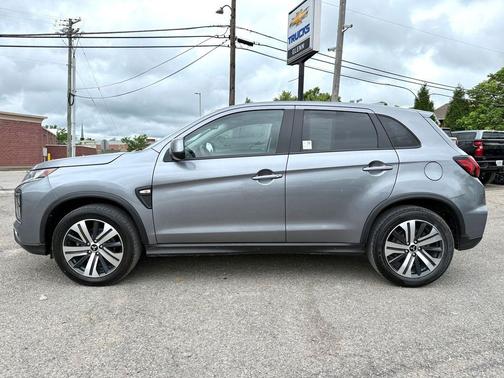 Alloy Silver Metallic 2021 Mitsubishi Outlander Sport 2.0 ES