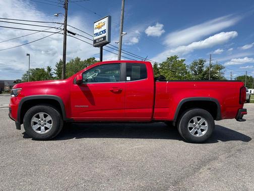 Red Hot 2017 Chevrolet Colorado WT