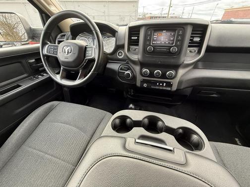 2020 RAM 3500 Tradesman Crew Cab 4x4 8' Box