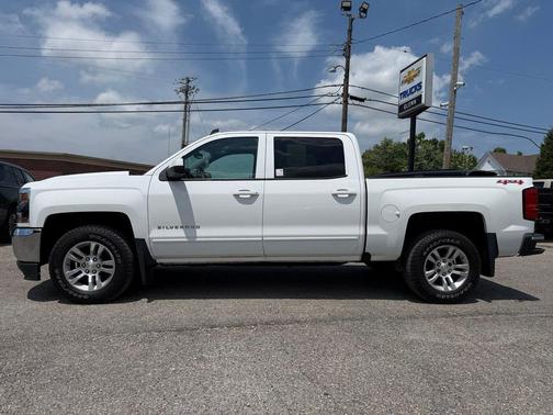 Summit White 2017 Chevrolet Silverado 1500 1LT