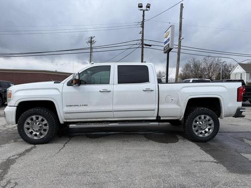 2016 GMC Sierra 2500 Denali