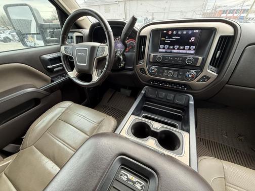 2016 GMC Sierra 2500 Denali