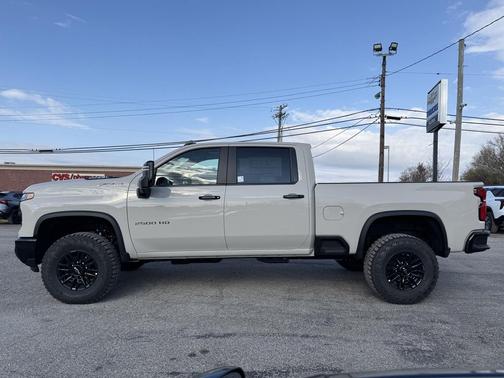 2026 Chevrolet Silverado 2500 Crew Cab, Standard Bed, XR2, 4WD