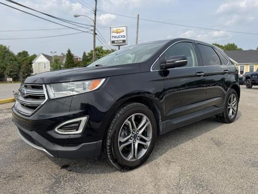 2017 Ford Edge Titanium